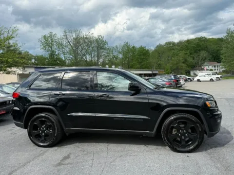 More photos of 2018 Jeep Grand Cherokee Upland Sport Utility 4D at Auto Valley Group, PA