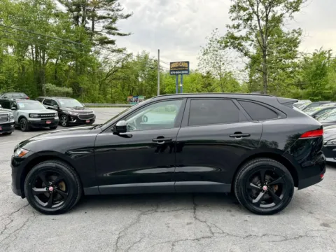 More photos of 2020 Jaguar F-PACE 25t Premium Sport Utility 4D at Auto Valley Group, PA