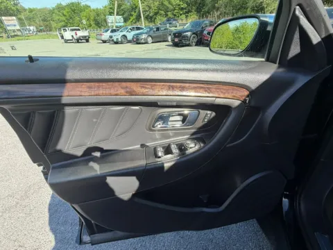 More photos of 2018 Ford Taurus Limited Sedan 4D at Auto Valley Group, PA
