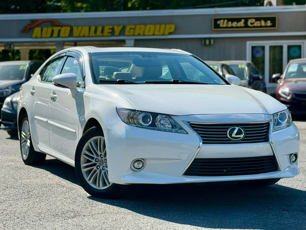 2015 Lexus ES 350 350's photo