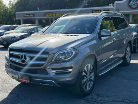 More photos of 2016 Mercedes-Benz GL-Class GL 450 4MATIC Sport Utility 4D at Auto Valley Group, PA