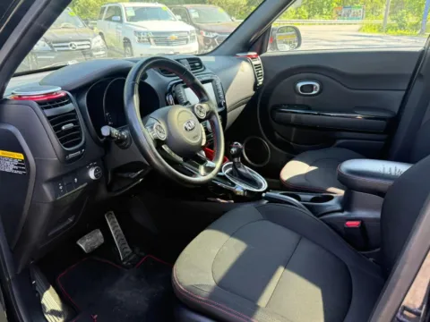 Photos of 2015 Kia Soul + Wagon 4D for sale in East Stroudsburg, PA at Auto Valley Group
