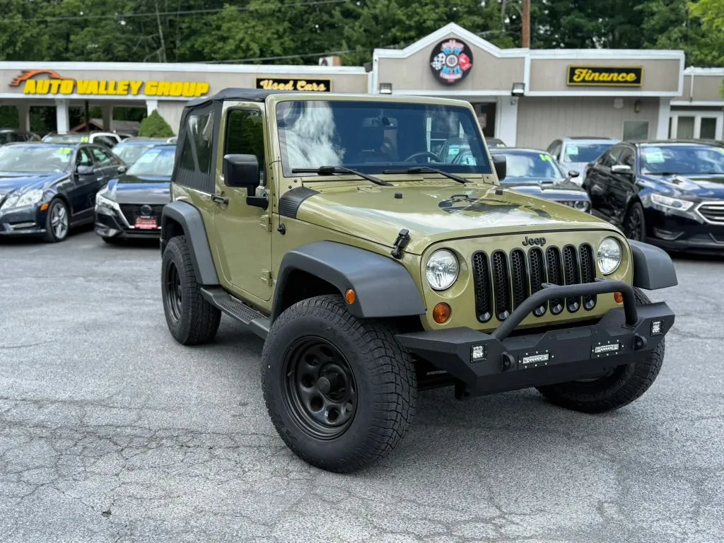 2013 Jeep Wrangler Sahara's photo