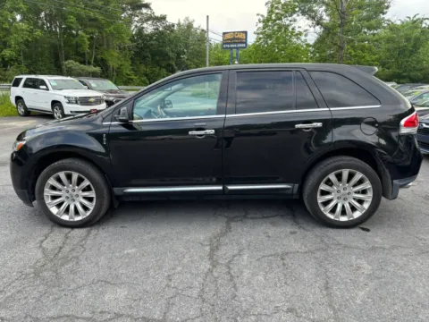 More photos of 2015 Lincoln MKX Sport Utility 4D at Auto Valley Group, PA
