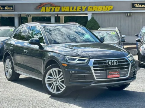 Gray 2018 Audi Q5 Premium Plus w/Technology Value Pkg Sport Utility 4D for sale in East Stroudsburg, PA