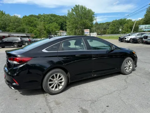 More photos of 2019 Hyundai Sonata SE Sedan 4D at Auto Valley Group, PA