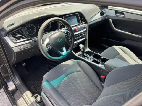 Photos of 2019 Hyundai Sonata SE Sedan 4D for sale in East Stroudsburg, PA at Auto Valley Group