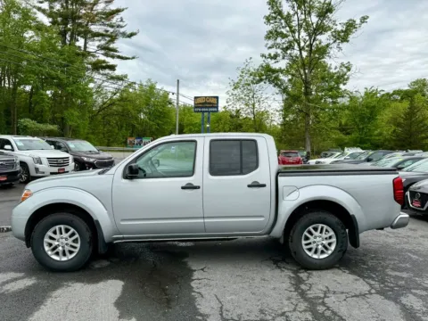 More photos of 2018 Nissan Frontier Crew Cab SV Pickup 4D 5 ft at Auto Valley Group, PA