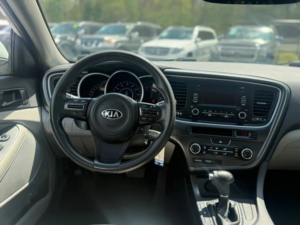 2015 Kia Optima LX - Photo 14