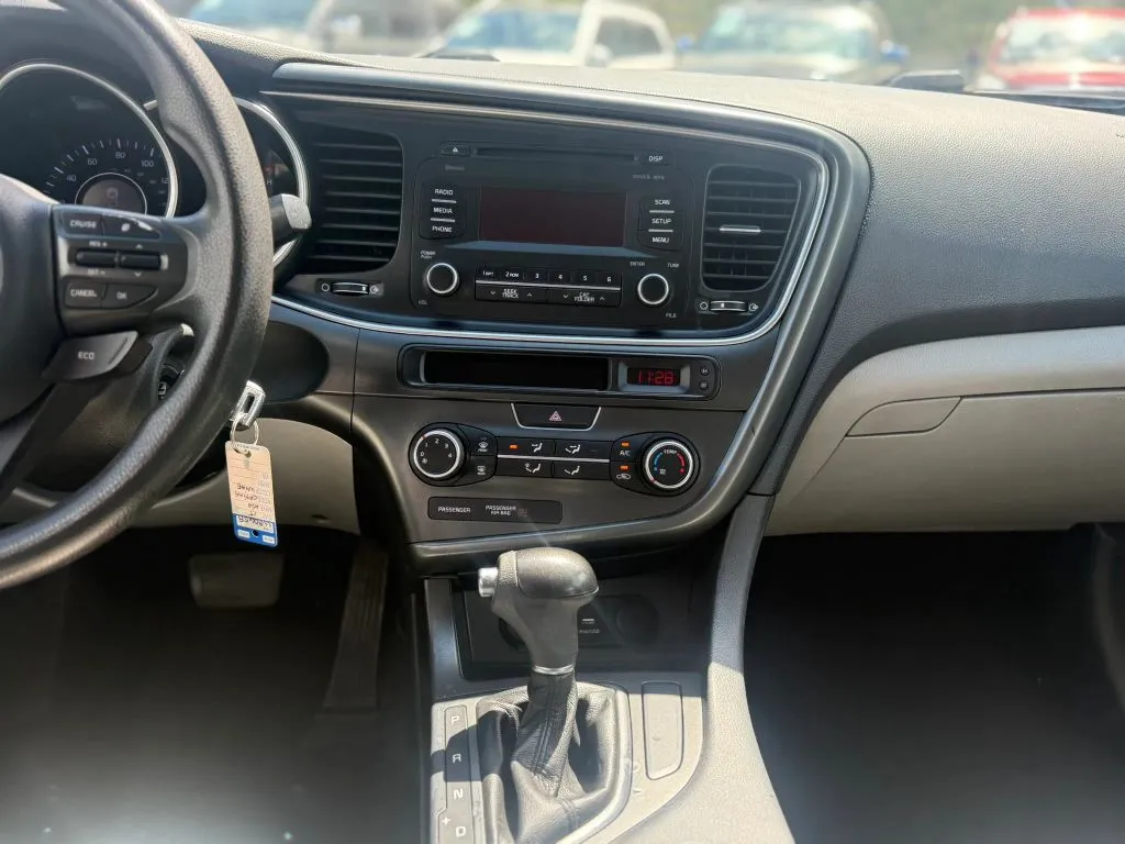 2015 Kia Optima LX - Photo 16