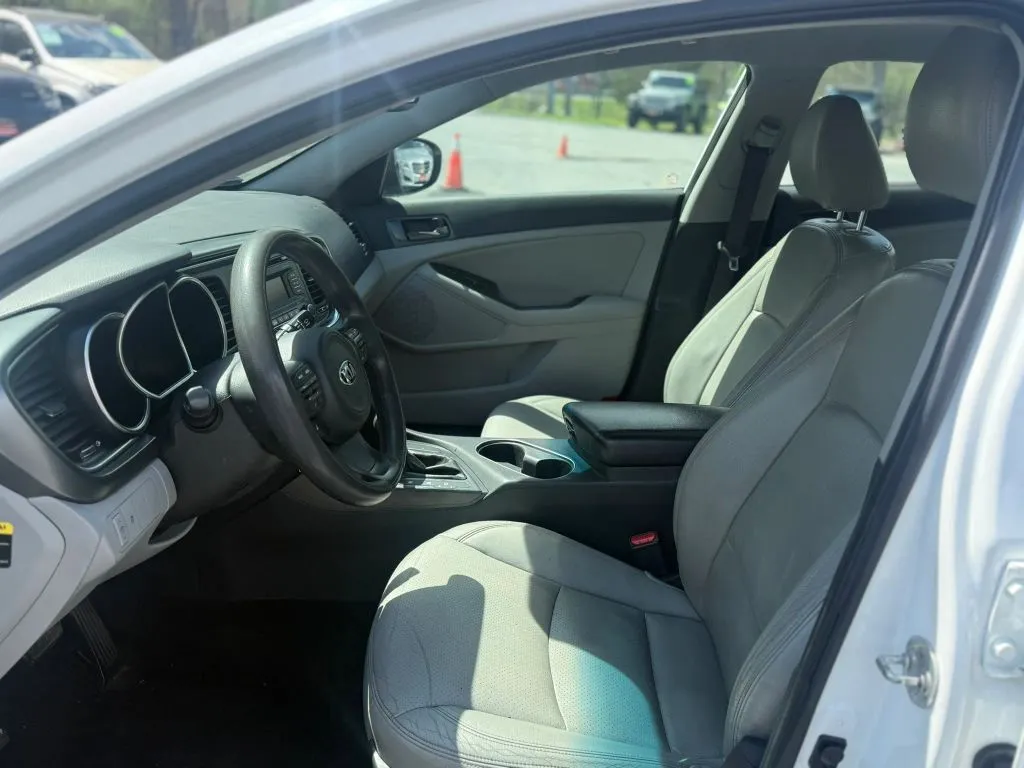 2015 Kia Optima LX - Photo 10