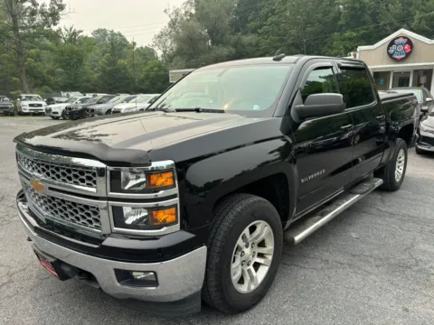 More photos of 2015 Chevrolet Silverado 1500 Crew Cab LT Pickup 4D 5 3/4 ft at Auto Valley Group, PA