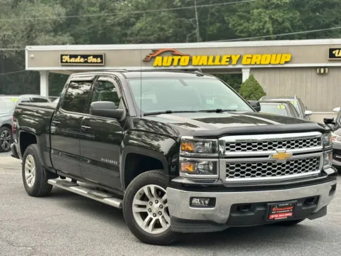 Black 2015 Chevrolet Silverado 1500 Crew Cab LT Pickup 4D 5 3/4 ft for sale in East Stroudsburg, PA