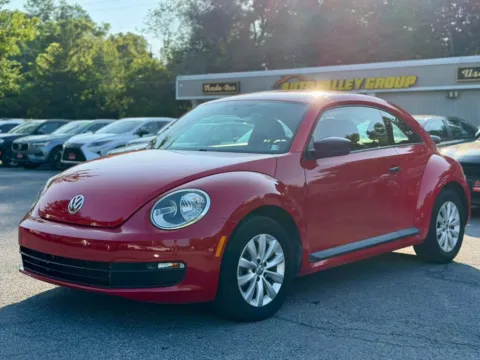 More photos of 2016 Volkswagen Beetle 1.8T Fleet Edition Hatchback 2D at Auto Valley Group, PA