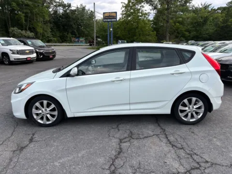 More photos of 2013 Hyundai Accent SE Hatchback 4D at Auto Valley Group, PA