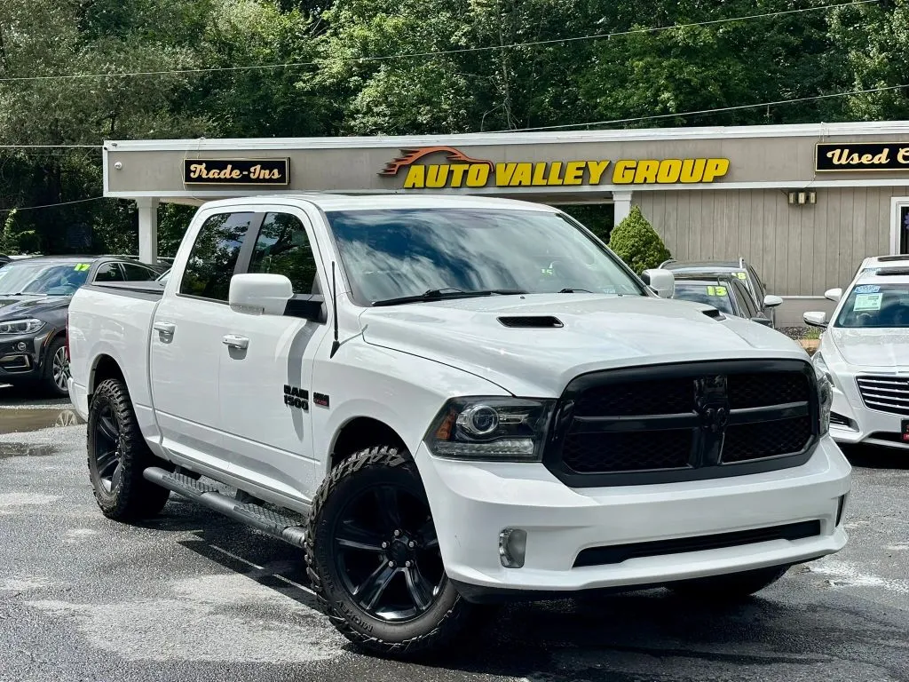 White 2017 Ram 1500 Crew Cab Night Pickup 4D 5 1/2 ft for sale in East Stroudsburg, PA