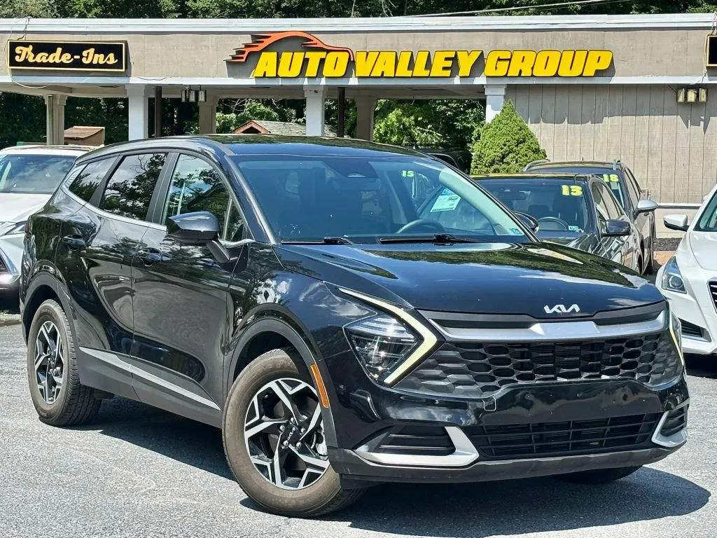 Black 2024 Kia Sportage LX Sport Utility 4D for sale in East Stroudsburg, PA