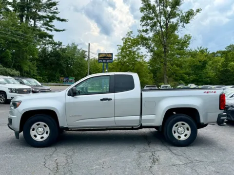 More photos of 2016 Chevrolet Colorado Extended Cab Work Truck Pickup 2D 6 ft at Auto Valley Group, PA
