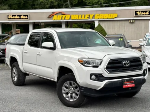 White 2016 Toyota Tacoma Double Cab SR5 Pickup 4D 5 ft for sale in East Stroudsburg, PA