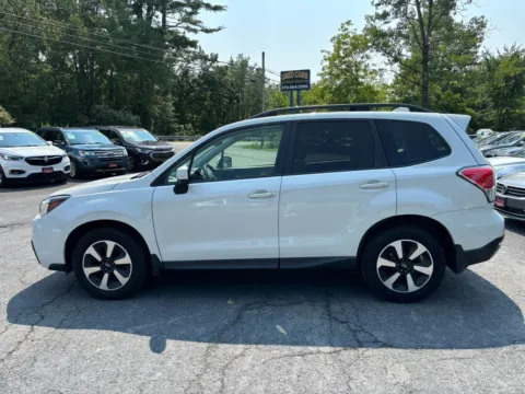 More photos of 2017 Subaru Forester 2.5i Premium Sport Utility 4D at Auto Valley Group, PA