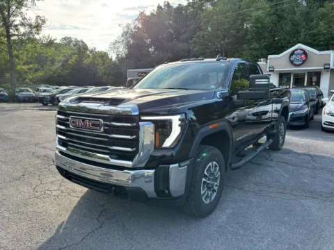 More photos of 2024 GMC Sierra 2500 HD Double Cab SLE Pickup 4D 6 1/2 ft at Auto Valley Group, PA