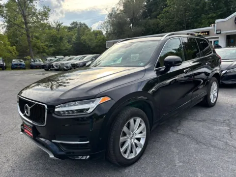 More photos of 2016 Volvo XC90 T6 Momentum Sport Utility 4D at Auto Valley Group, PA