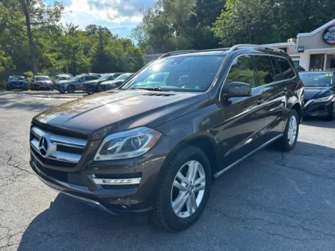 More photos of 2014 Mercedes-Benz GL-Class GL 450 4MATIC Sport Utility 4D at Auto Valley Group, PA