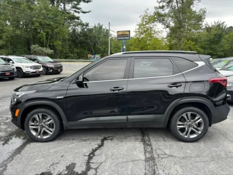 More photos of 2023 Kia Seltos S Sport Utility 4D at Auto Valley Group, PA