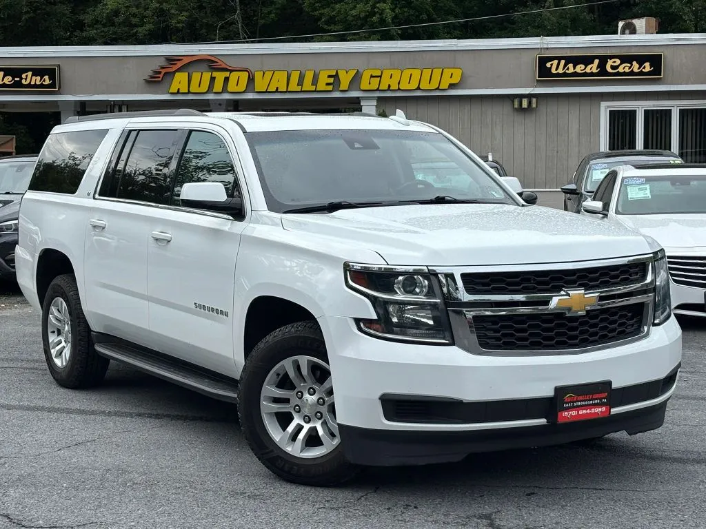 White 2018 Chevrolet Suburban LT Sport Utility 4D for sale in East Stroudsburg, PA