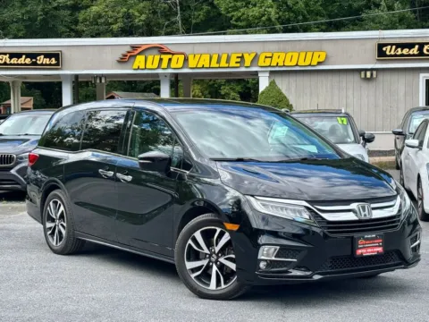 Black 2018 Honda Odyssey Elite Minivan 4D for sale in East Stroudsburg, PA