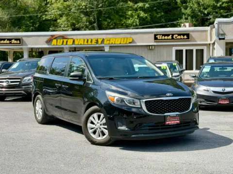 Black 2018 Kia Sedona LX Minivan 4D for sale in East Stroudsburg, PA