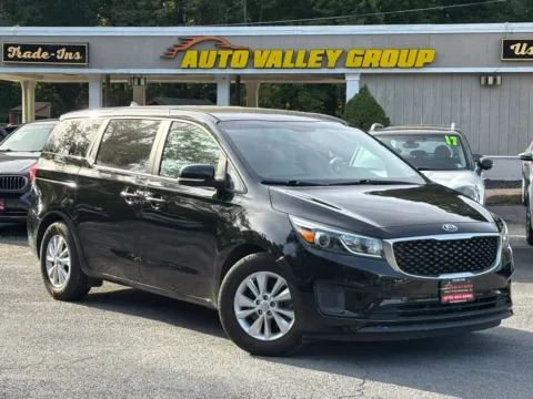 Black 2018 Kia Sedona LX Minivan 4D for sale in East Stroudsburg, PA