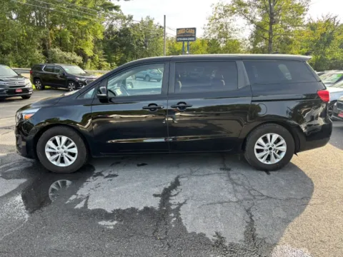 More photos of 2018 Kia Sedona LX Minivan 4D at Auto Valley Group, PA