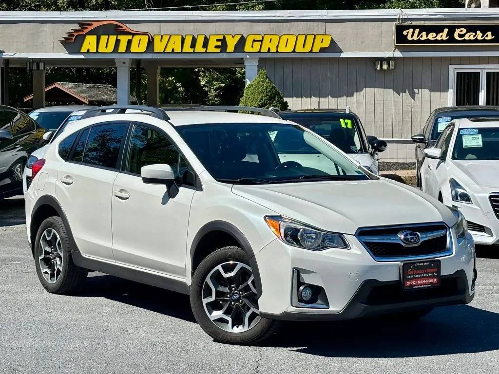 White 2017 Subaru Crosstrek 2.0i Premium Sport Utility 4D for sale in East Stroudsburg, PA