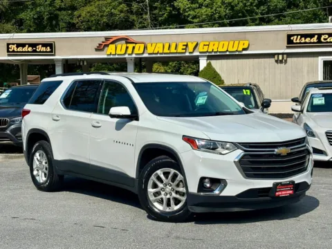 White 2019 Chevrolet Traverse LT Sport Utility 4D for sale in East Stroudsburg, PA
