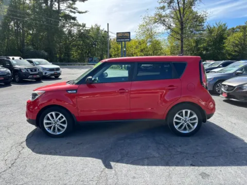 More photos of 2017 Kia Soul + Wagon 4D at Auto Valley Group, PA