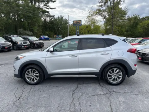 More photos of 2018 Hyundai Tucson SEL Sport Utility 4D at Auto Valley Group, PA