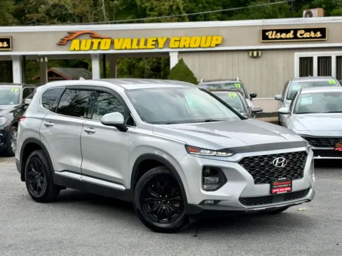 Silver 2019 Hyundai Santa Fe 2.4 SEL Sport Utility 4D for sale in East Stroudsburg, PA