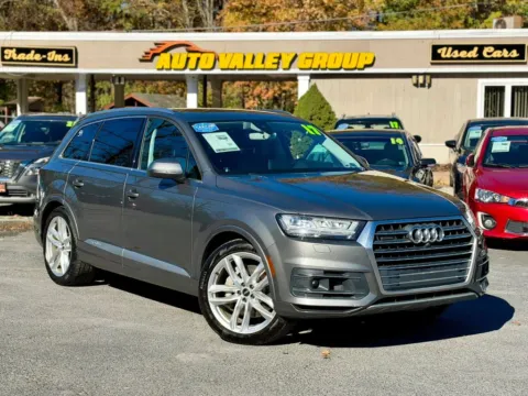 Gray 2017 Audi Q7 3.0T Prestige Sport Utility 4D for sale in East Stroudsburg, PA
