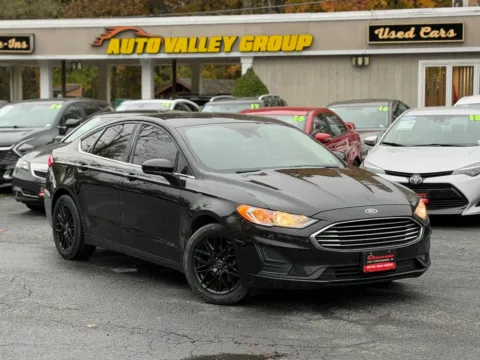 Black 2020 Ford Fusion SE Sedan 4D for sale in East Stroudsburg, PA
