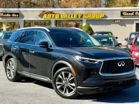 Black 2023 INFINITI QX60 LUXE Sport Utility 4D for sale in East Stroudsburg, PA