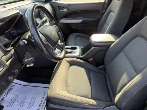 More photos of 2017 Chevrolet Colorado Extended Cab LT Pickup 2D 6 ft at Auto Valley Group, PA