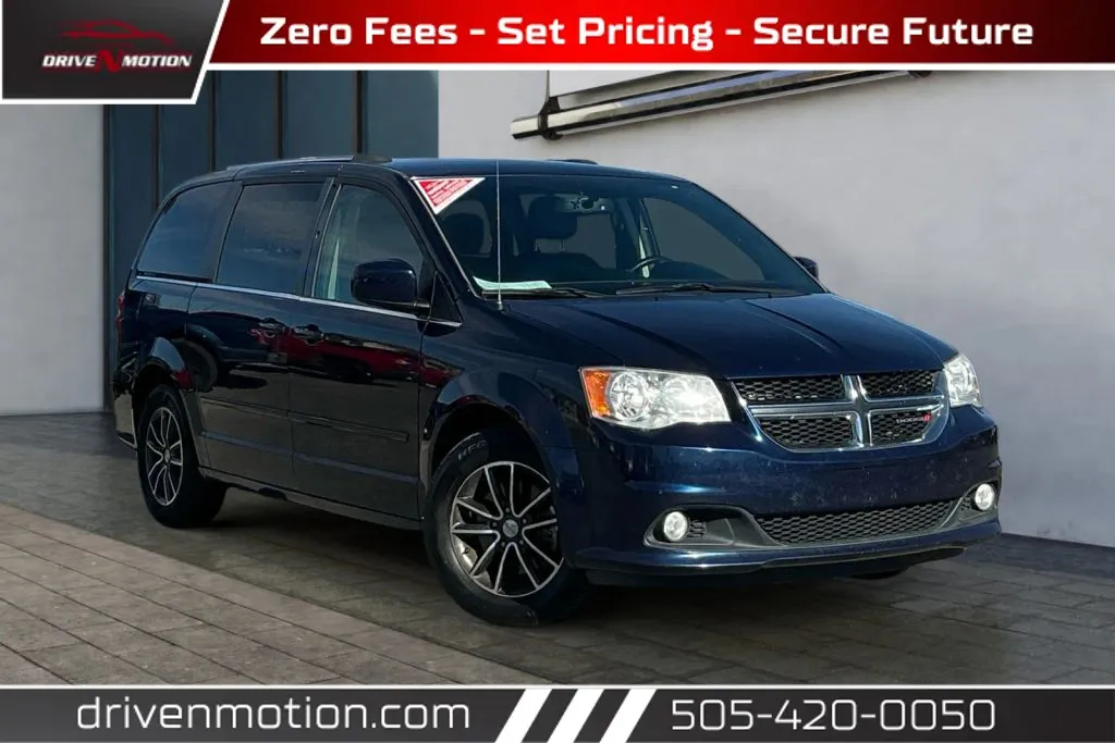 Gray 2017 Dodge Grand Caravan Passenger SXT Minivan 4D for sale in Rio Rancho, NM