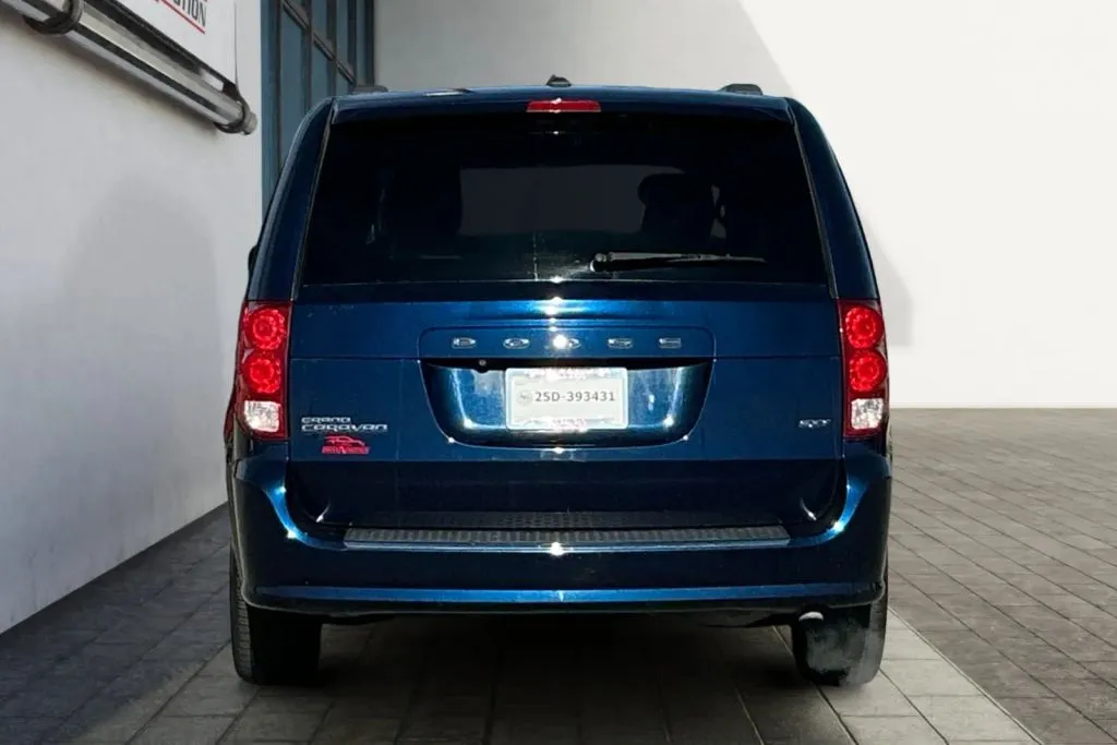 More photos of 2017 Dodge Grand Caravan Passenger SXT Minivan 4D at Drive N-Motion Rio Rancho, NM