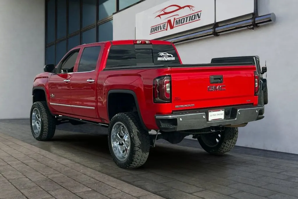 More photos of 2018 GMC Sierra 1500 Crew Cab SLT Pickup 4D 5 3/4 ft at Drive N-Motion Rio Rancho, NM