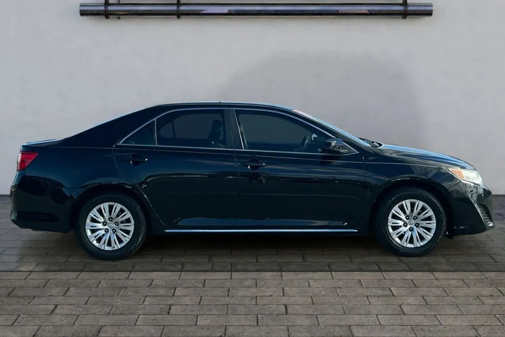 Another view of 2014 Toyota Camry LE Sedan 4D for sale in Rio Rancho, NM at Drive N-Motion Rio Rancho