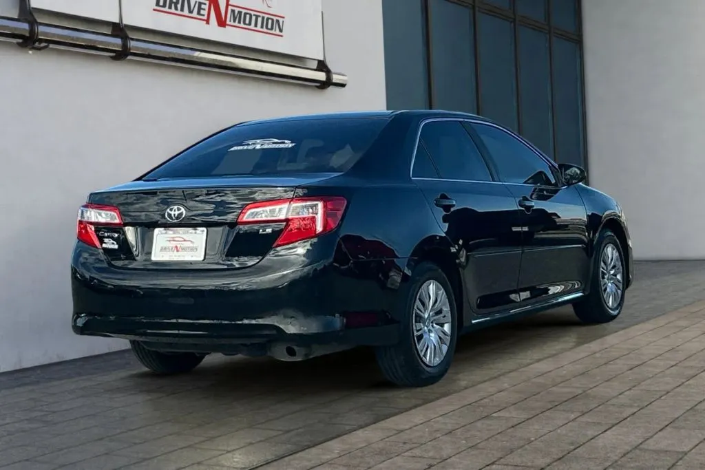 More photos of 2014 Toyota Camry LE Sedan 4D at Drive N-Motion Rio Rancho, NM