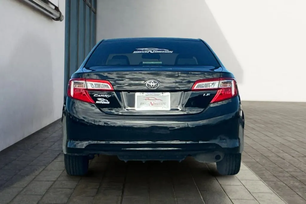 More photos of 2014 Toyota Camry LE Sedan 4D at Drive N-Motion Rio Rancho, NM