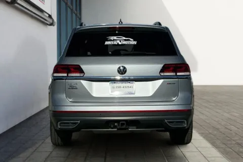 More photos of 2022 Volkswagen Atlas SE 4Motion w/Tech Pkg Sport Utility 4D at Drive N-Motion Rio Rancho, NM