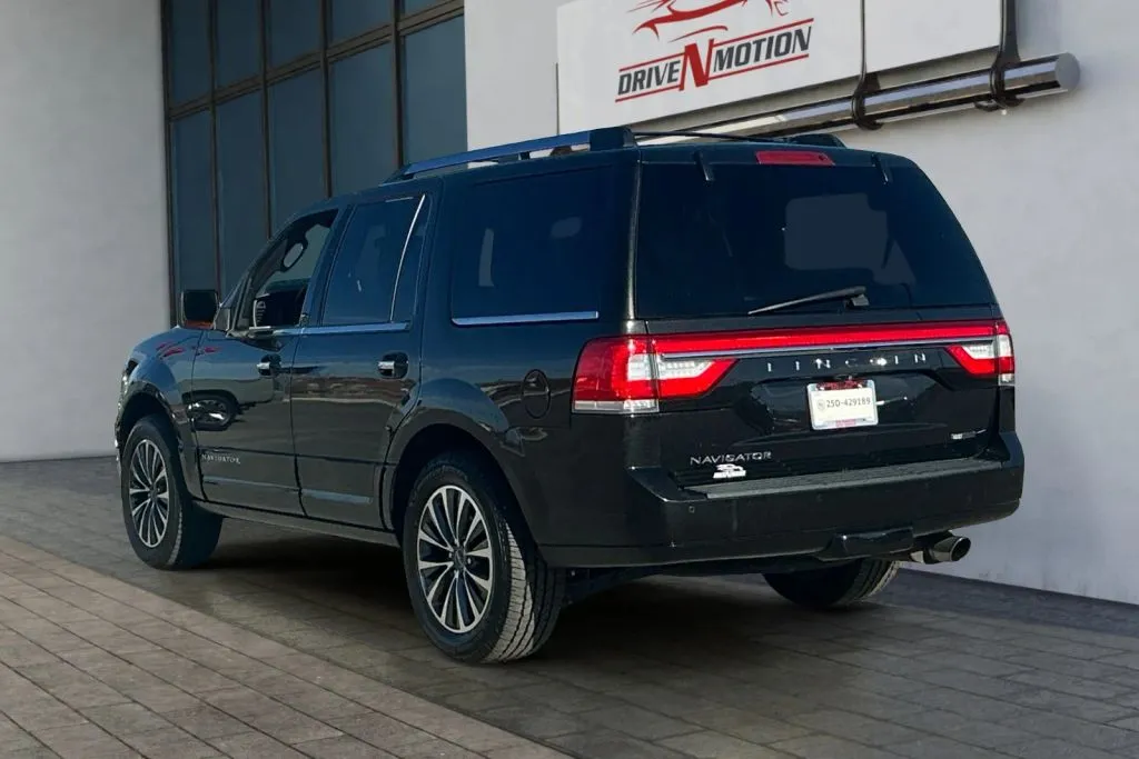 More photos of 2015 Lincoln Navigator Sport Utility 4D at Drive N-Motion Rio Rancho, NM